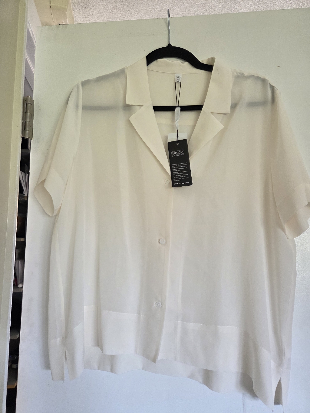 Lilysilk Casual Short Sleeves Loose Silk Shirt Top Blouse — image 3 of 8